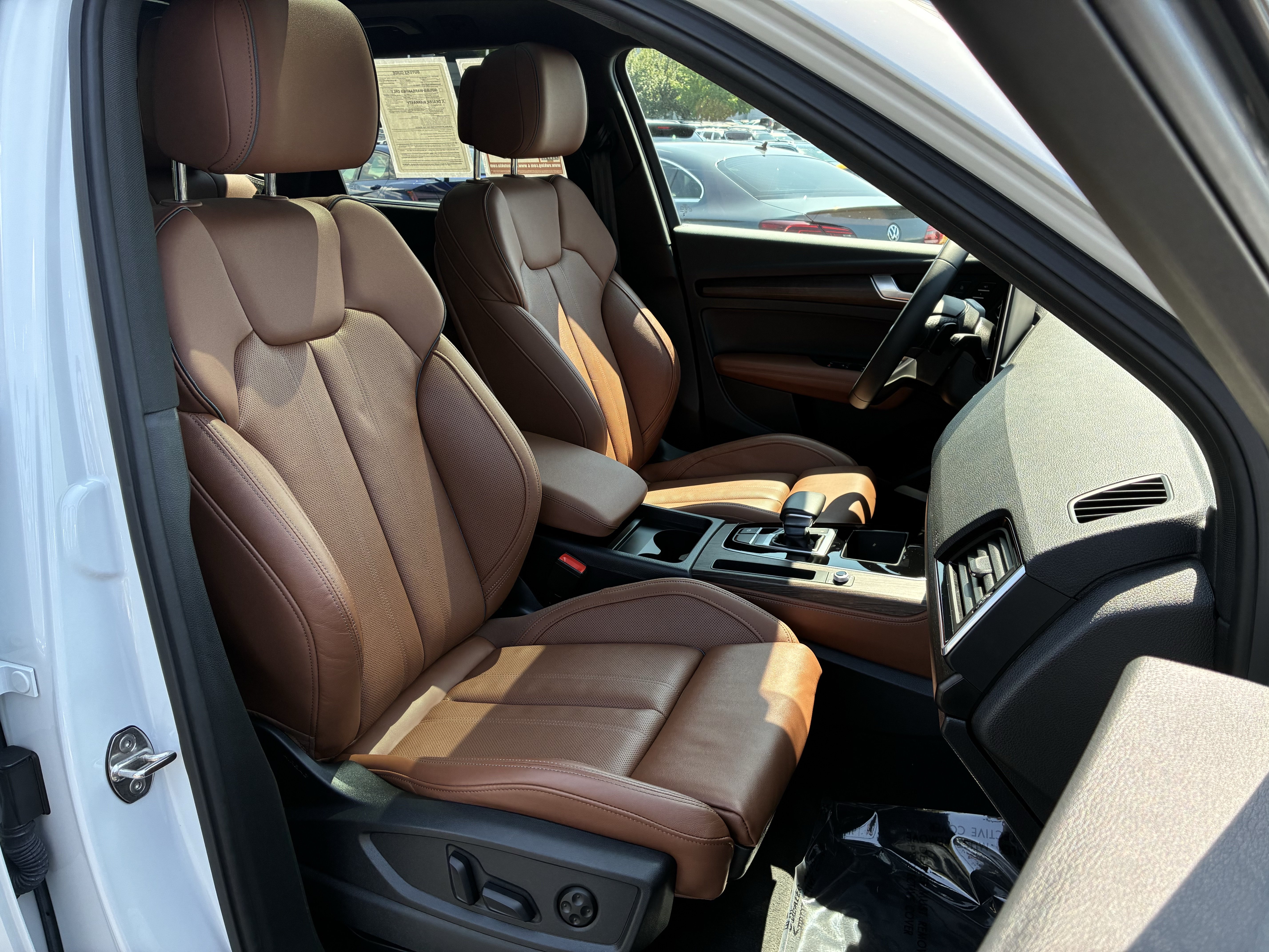 Used 2023 Audi Q5 e Premium Plus w/ Premium Plus Package AWD/4WD image 13