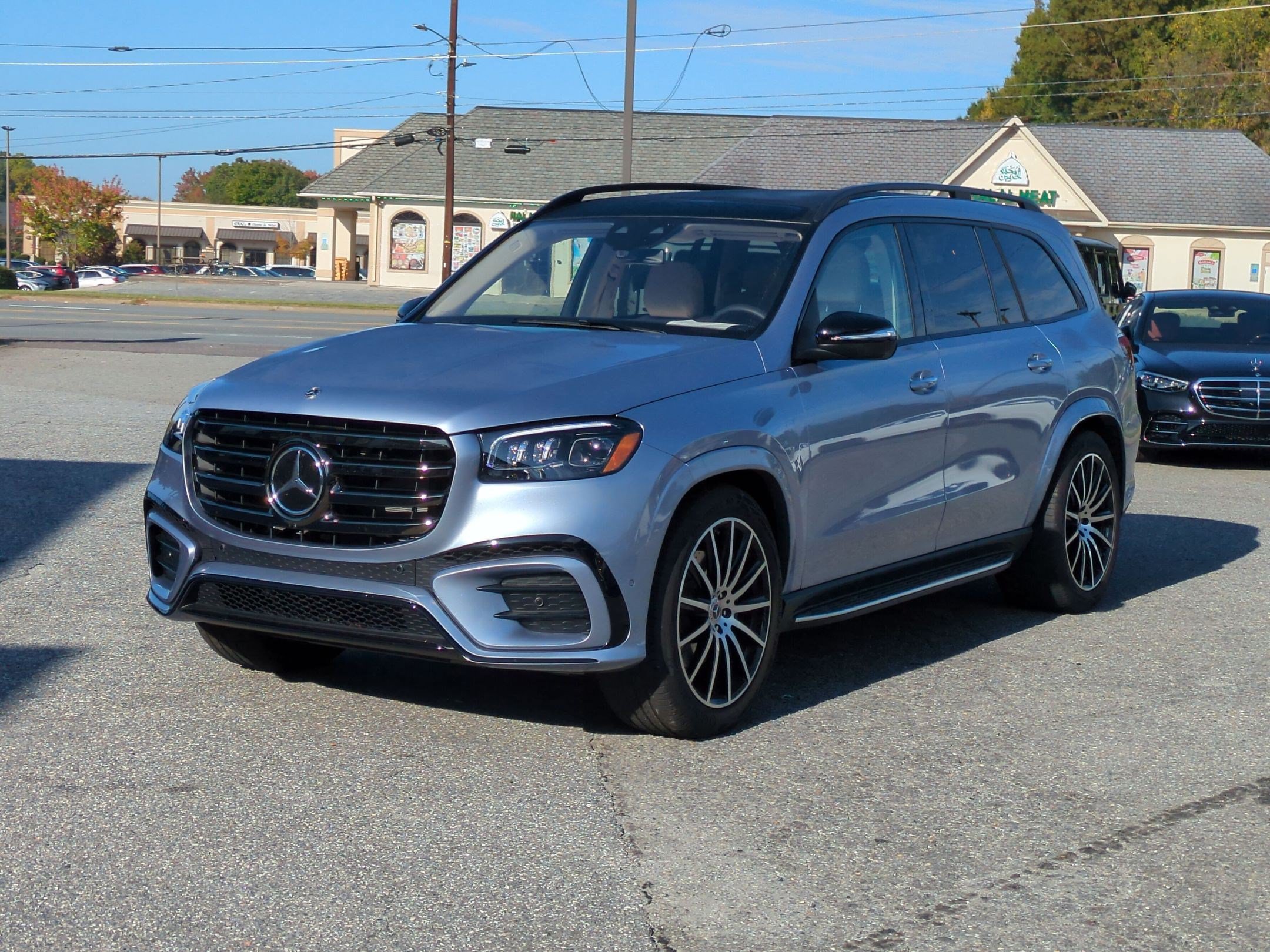 Certified 2025 Mercedes-Benz GLS 450 4MATIC image 7