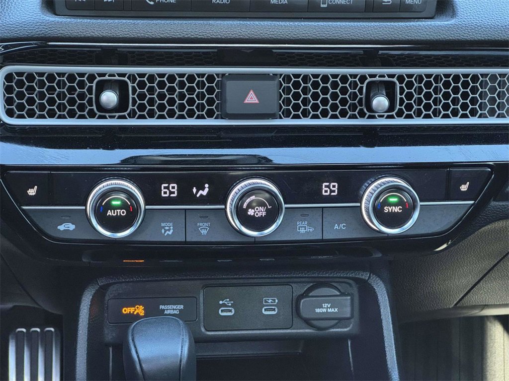 Used 2025 Honda Civic Sport image 6