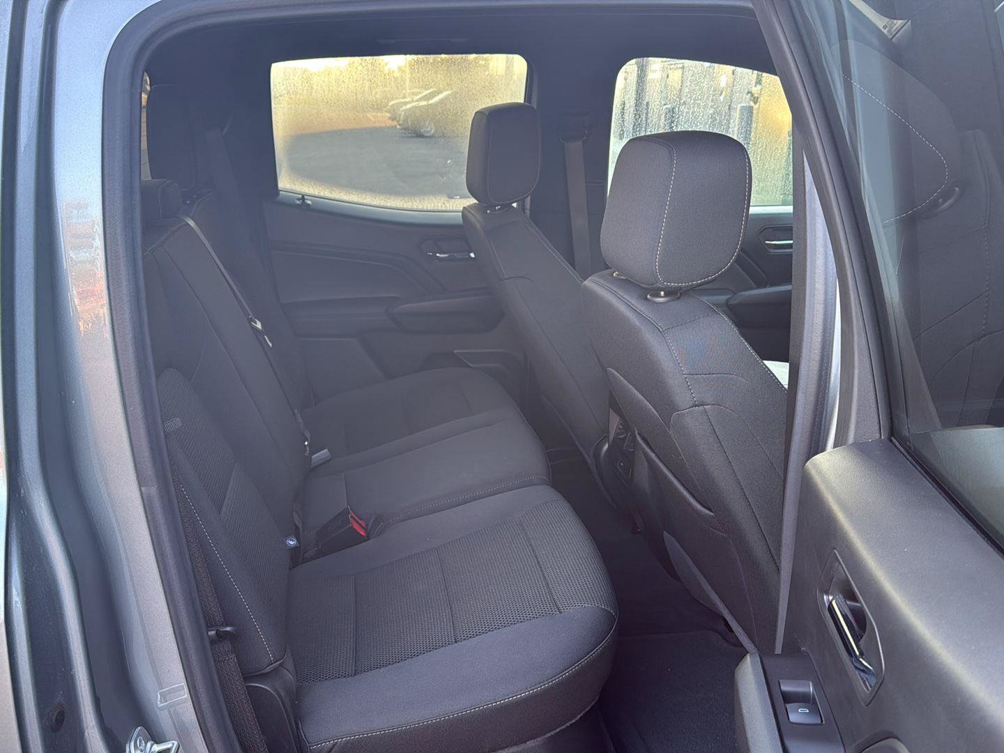 Used 2024 Chevrolet Colorado LT w/ LT Convenience Package II AWD/4WD image 11