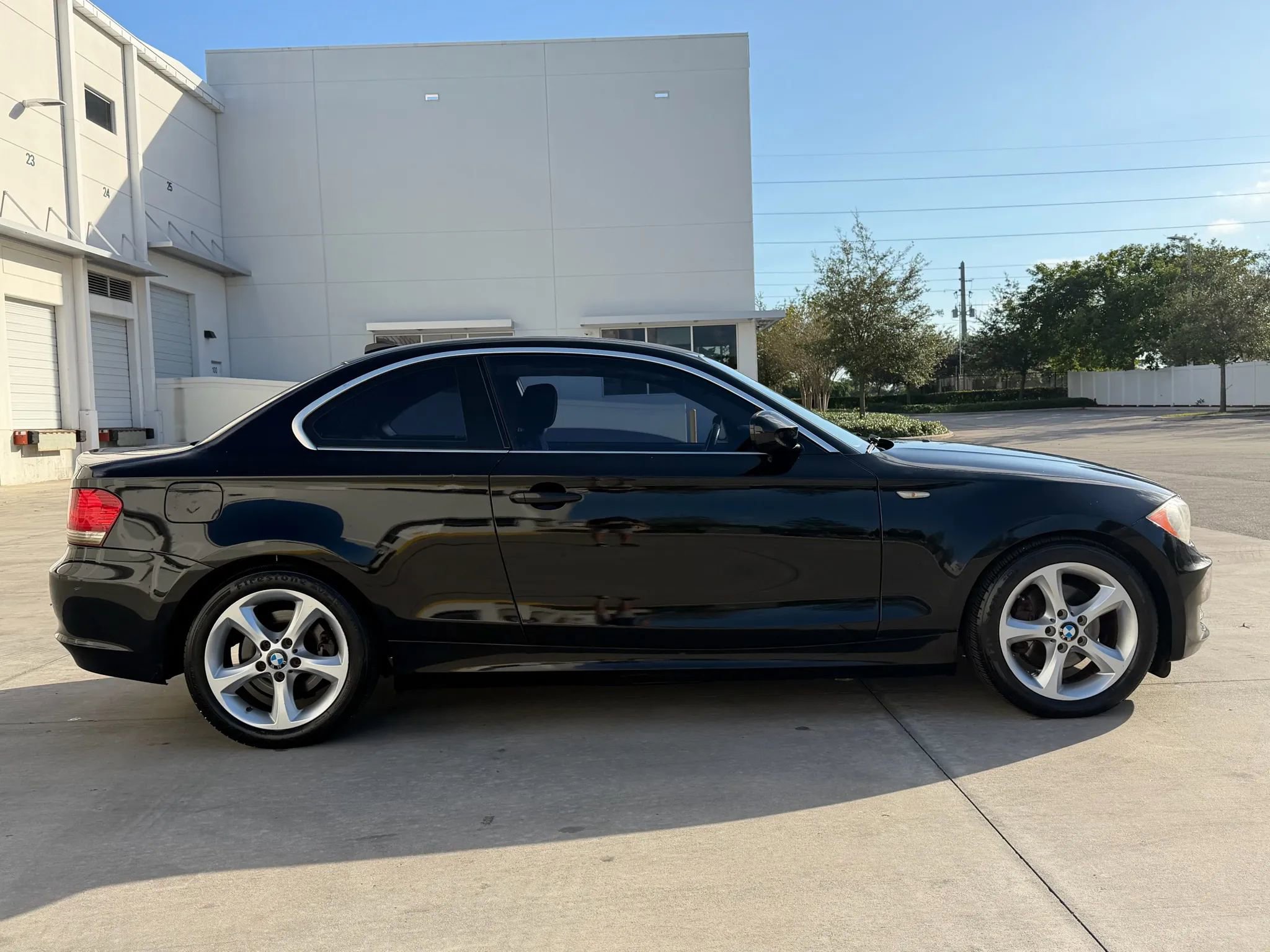 Used 2011 BMW 128i Coupe image 11