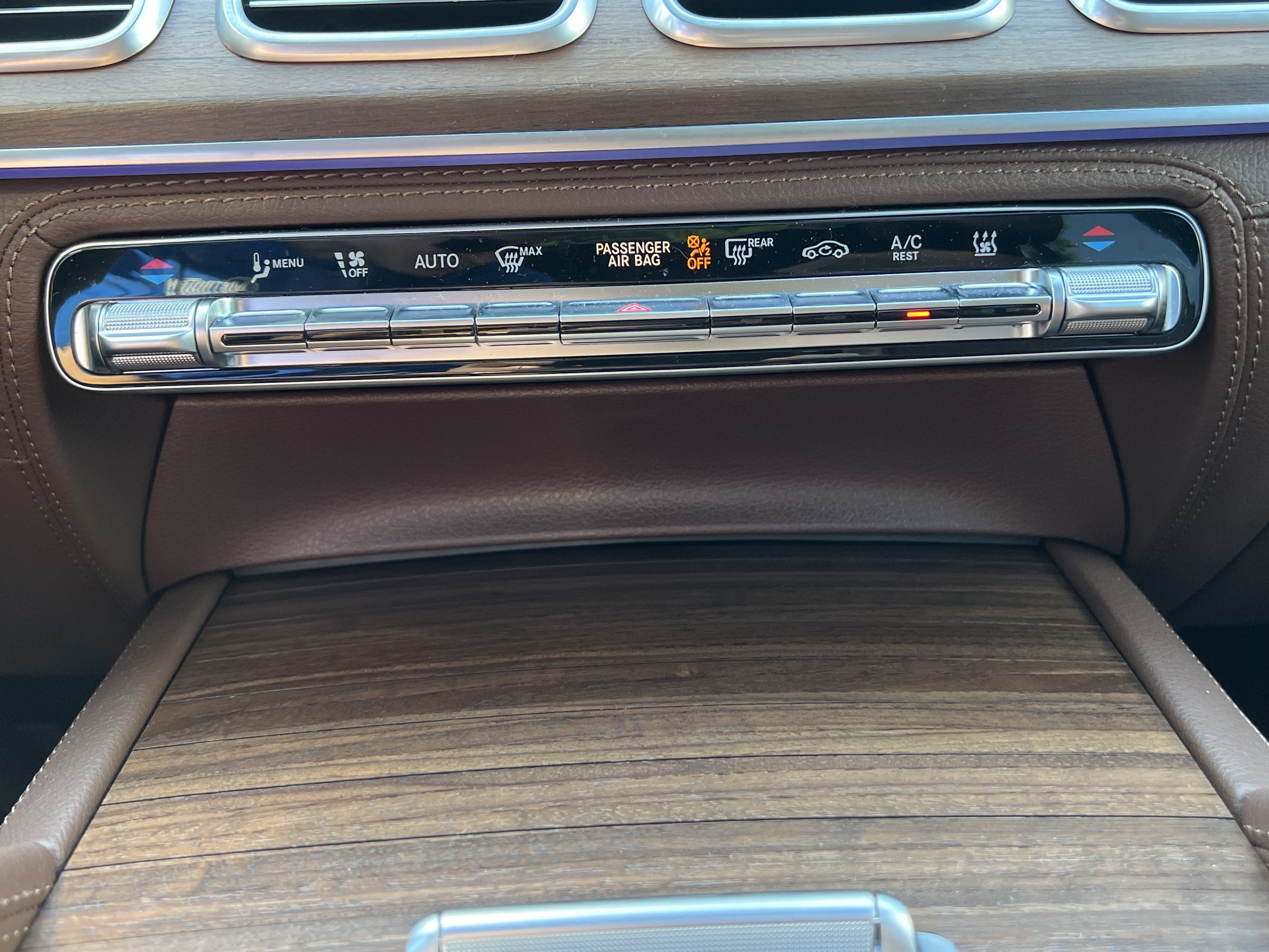 Used 2026 Mercedes-Benz GLE 450e 4MATIC image 29