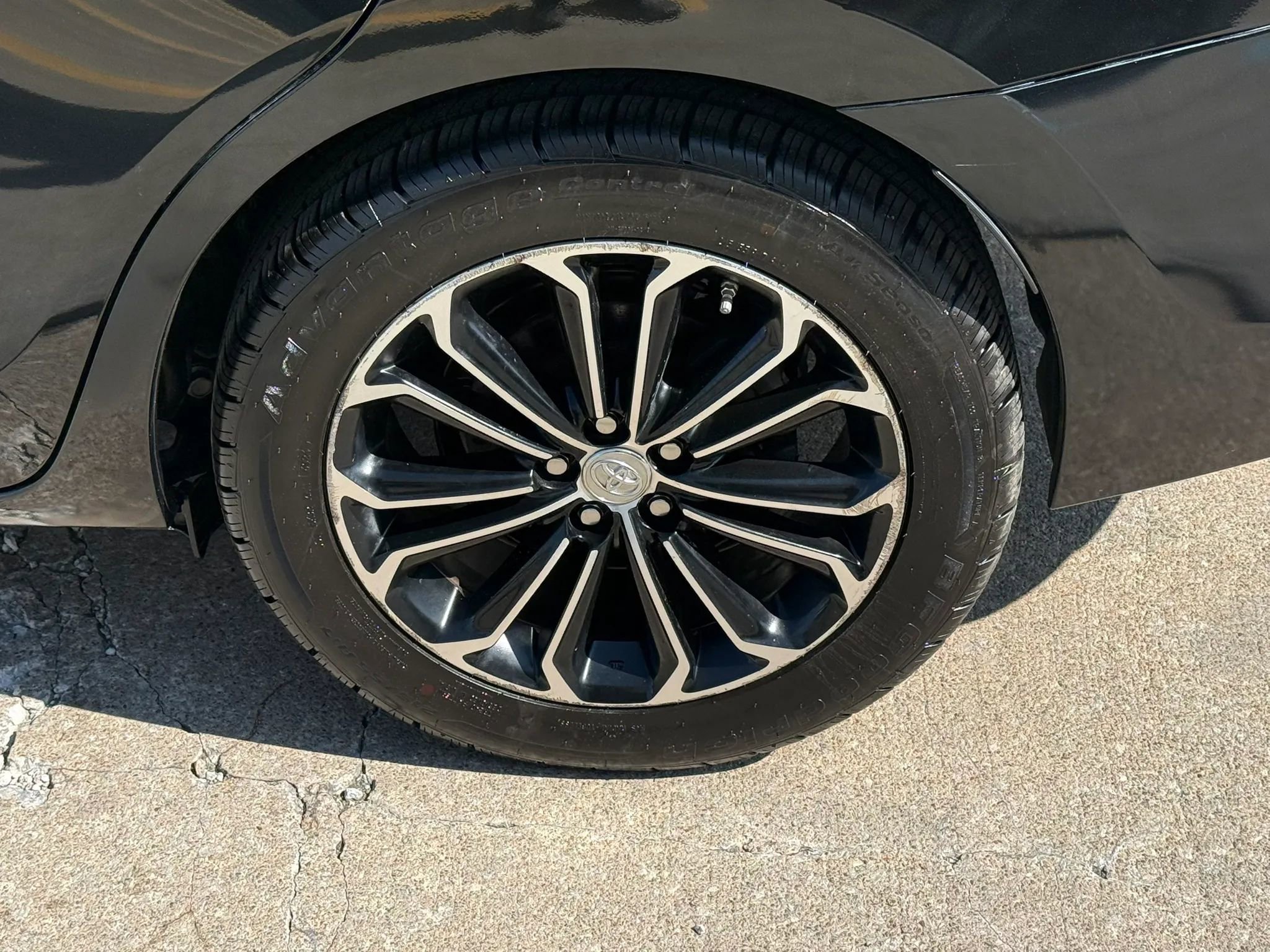 Used 2015 Toyota Corolla S FWD image 43