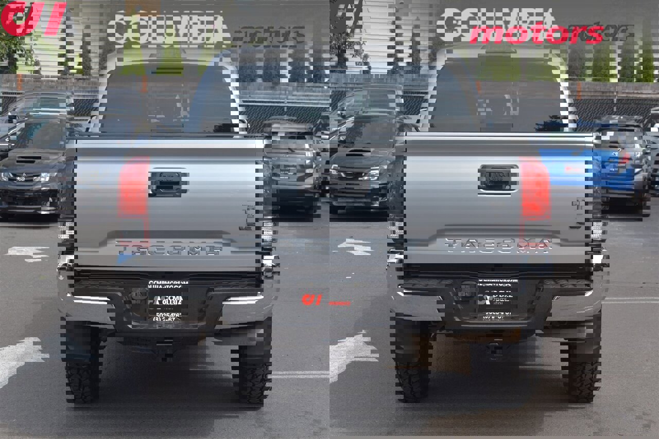 Used 2018 Toyota Tacoma TRD Off-Road image 4