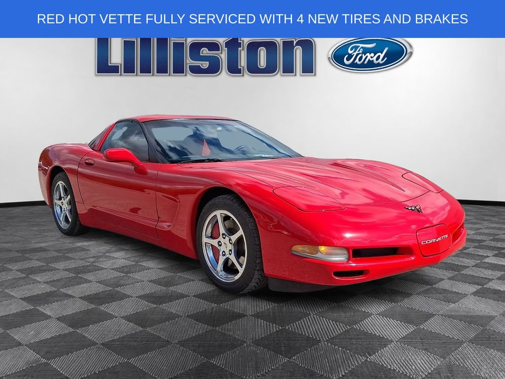 Used 2002 Chevrolet Corvette Coupe w/ Preferred Equipment Group2 RWD image 3