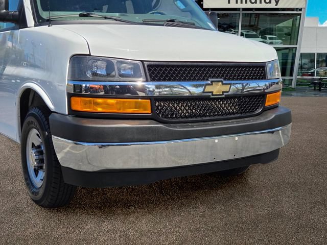 Used 2024 Chevrolet Express 3500 LT w/ LT Preferred Equipment Group RWD image 8
