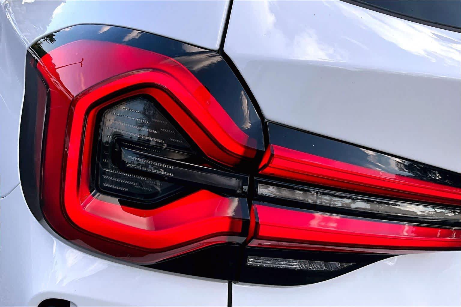 Used 2022 BMW X3 M40i AWD/4WD image 29