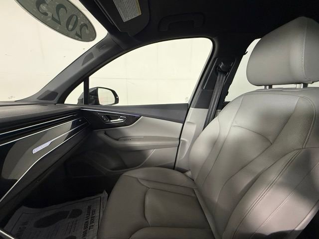 Used 2023 Audi Q7 3.0T Prestige w/ Prestige Package AWD/4WD image 22