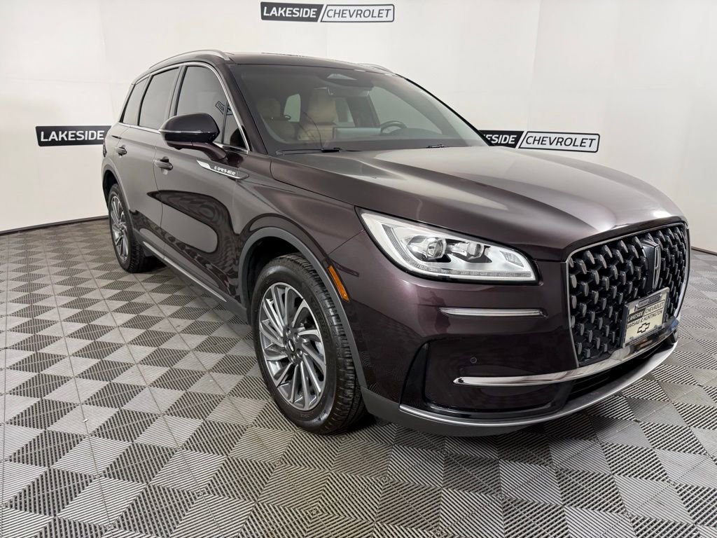 Used 2023 Lincoln Corsair Reserve w/ Equipment Group 201A AWD/4WD image 8