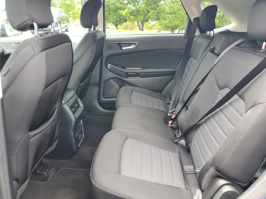 Used 2019 Ford Edge SE AWD/4WD image 25