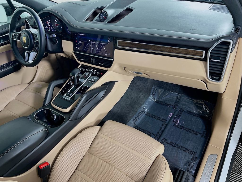 Used 2023 Porsche Cayenne S AWD/4WD image 31