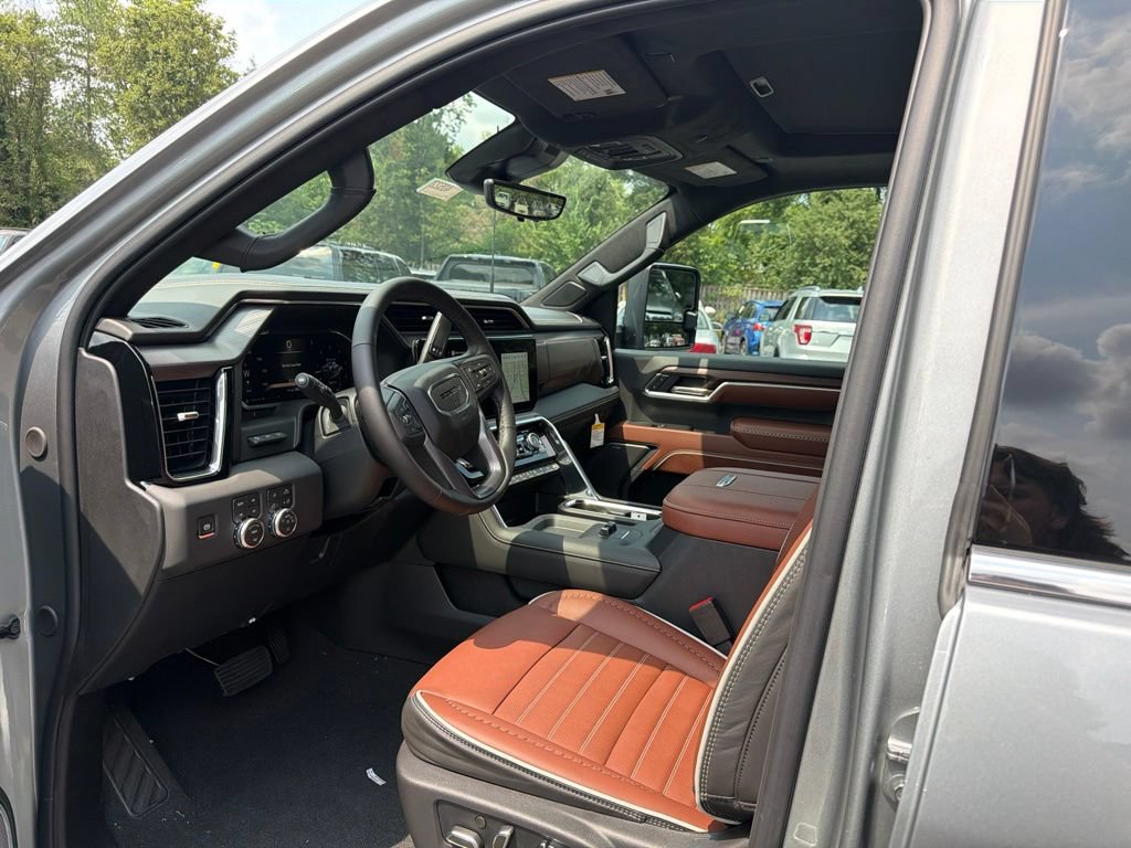 New 2026 GMC Sierra 2500 Denali Ultimate AWD/4WD image 11