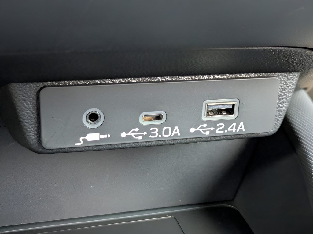 Used 2026 Subaru Forester Premium AWD/4WD image 21