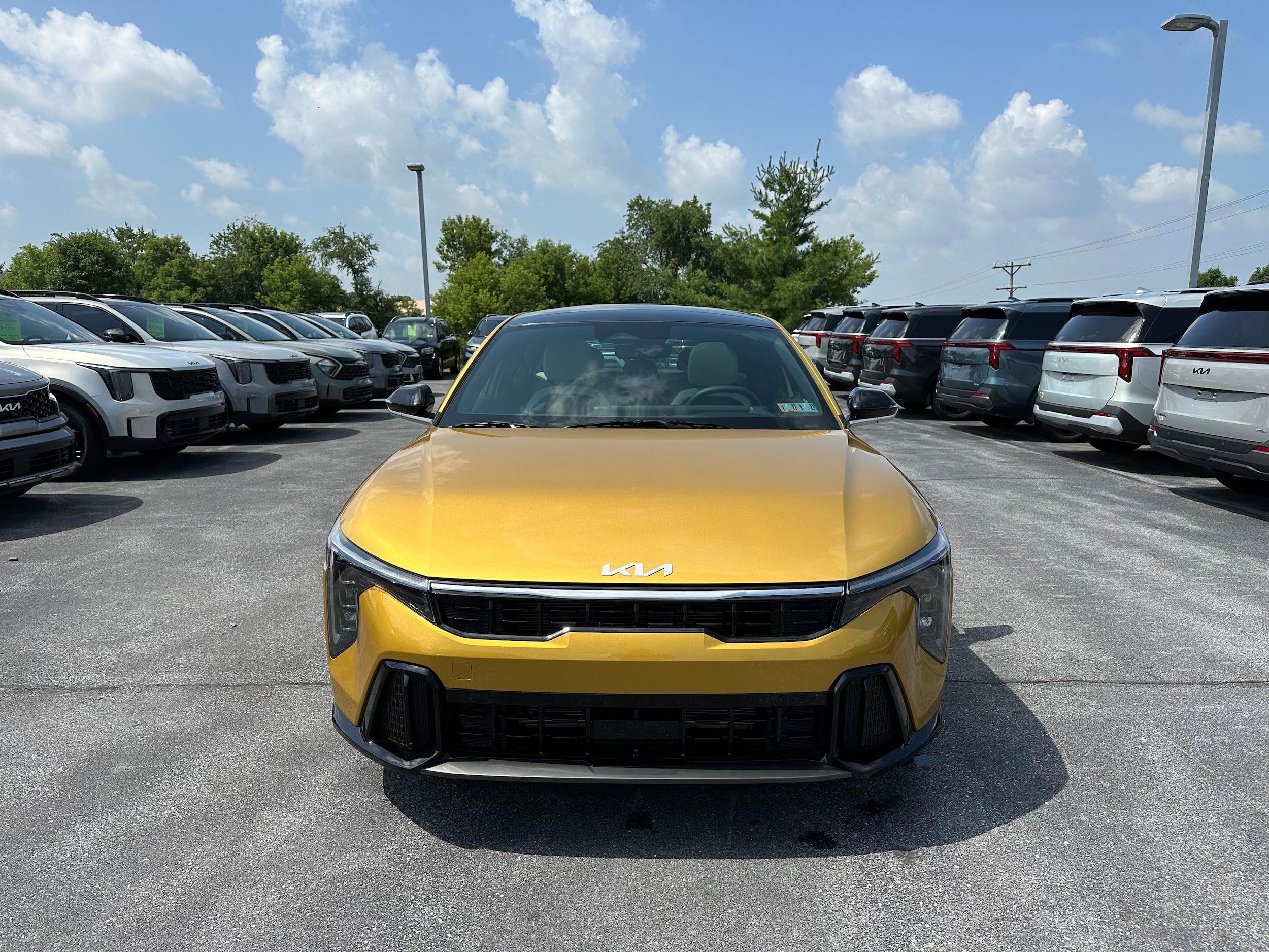New 2026 Kia K4 GT-Line w/ GT-Line Premium Package FWD image 3
