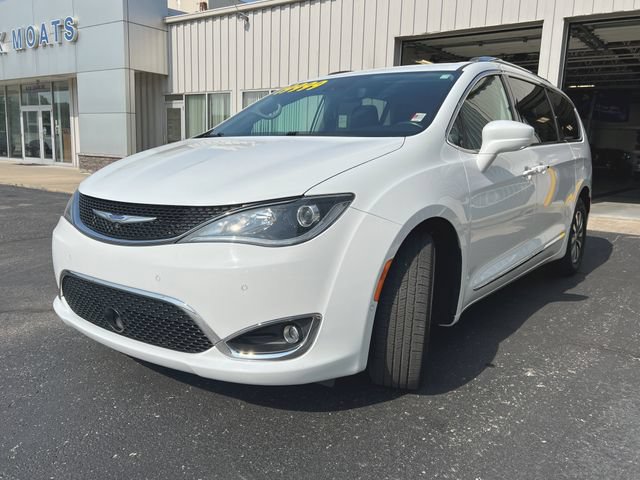 Used 2020 Chrysler Pacifica Touring-L Plus w/ Advanced Safetytec Group FWD image 5