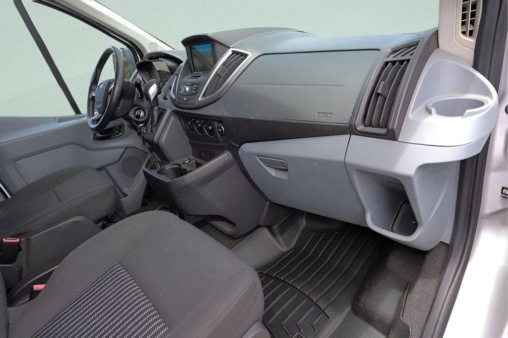 Used 2016 Ford Transit 150 XLT RWD image 19