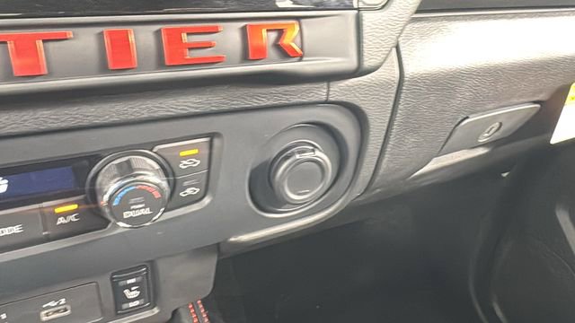 New 2026 Nissan Frontier PRO-4X w/ Pro-4x Convenience Package image 26