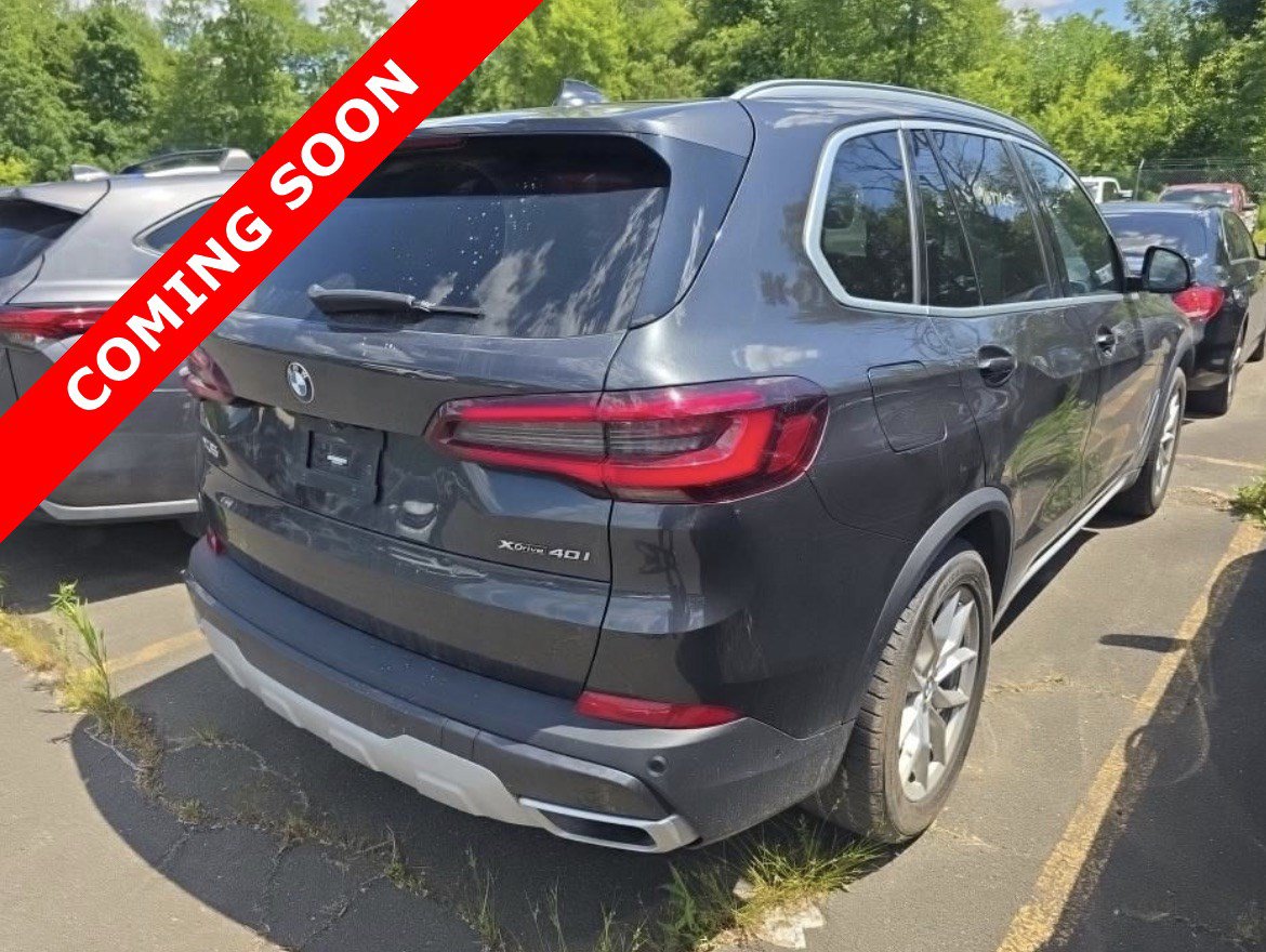 Used 2022 BMW X5 xDrive40i w/ Premium Package AWD/4WD image 5