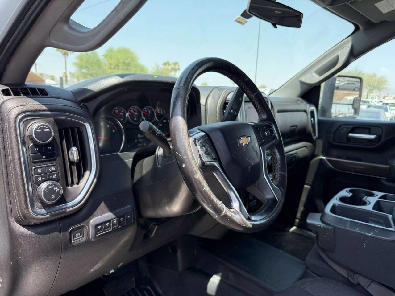 Used 2022 Chevrolet Silverado 2500 LT w/ Convenience Package image 44
