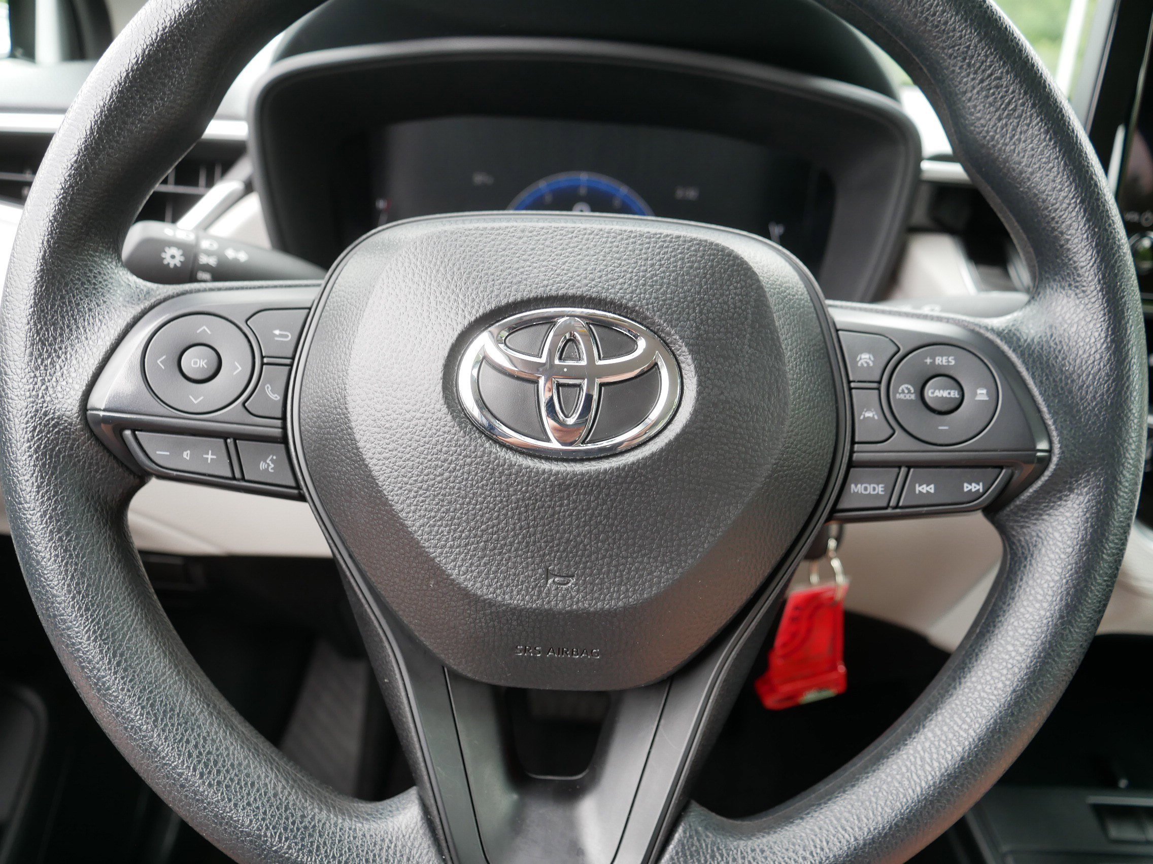 Used 2026 Toyota Corolla Cross L AWD/4WD image 25