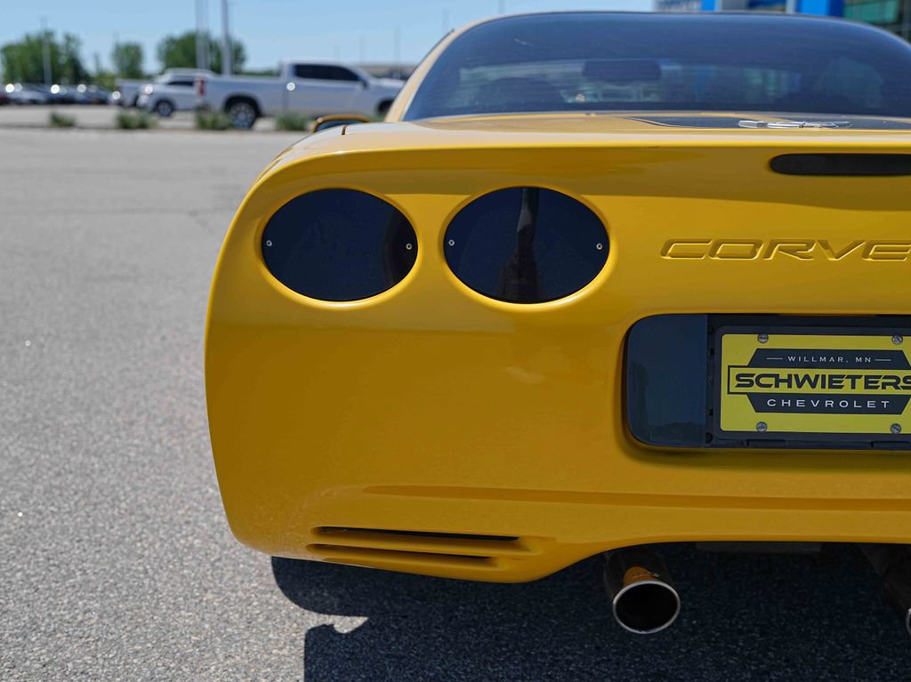Used 2003 Chevrolet Corvette Z06 w/ Memory Package, 3 Drivers RWD image 10