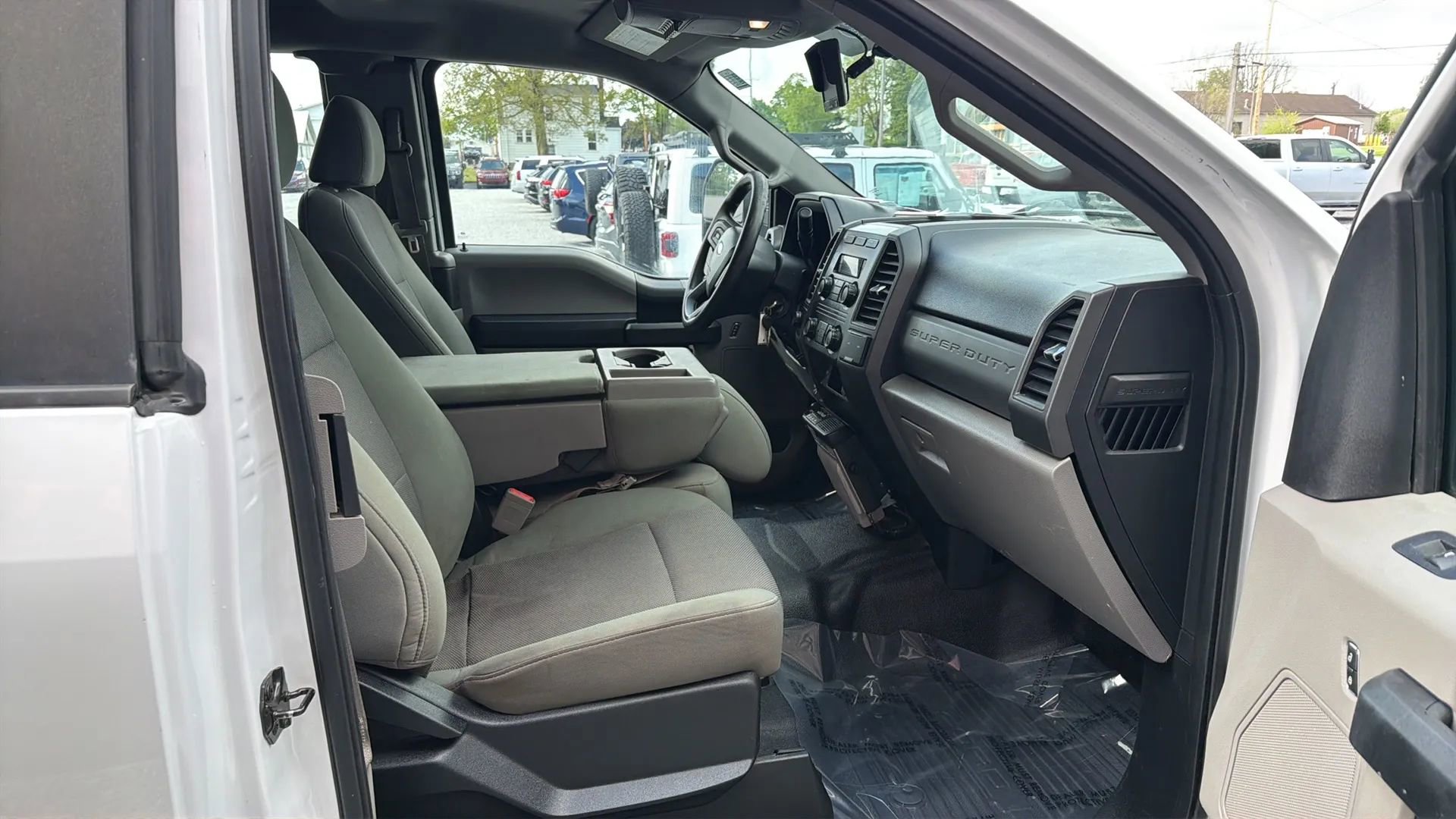 Used 2018 Ford F250 XL w/ Power Equipment Group AWD/4WD image 14