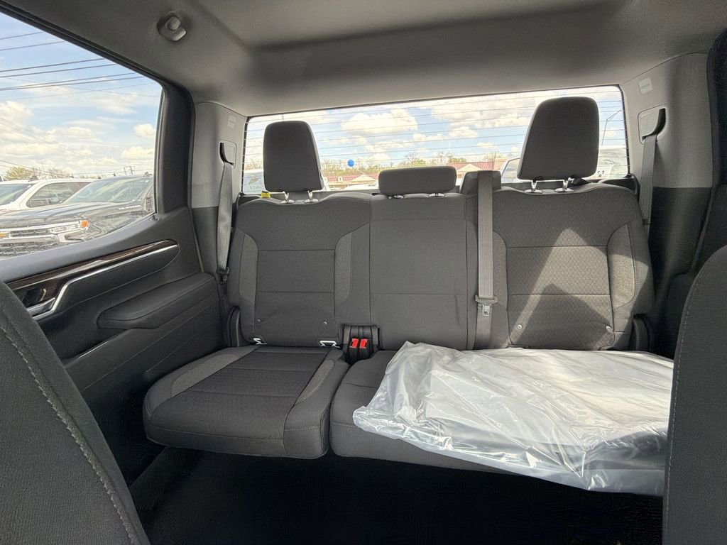 New 2026 Chevrolet Silverado 1500 LT image 28