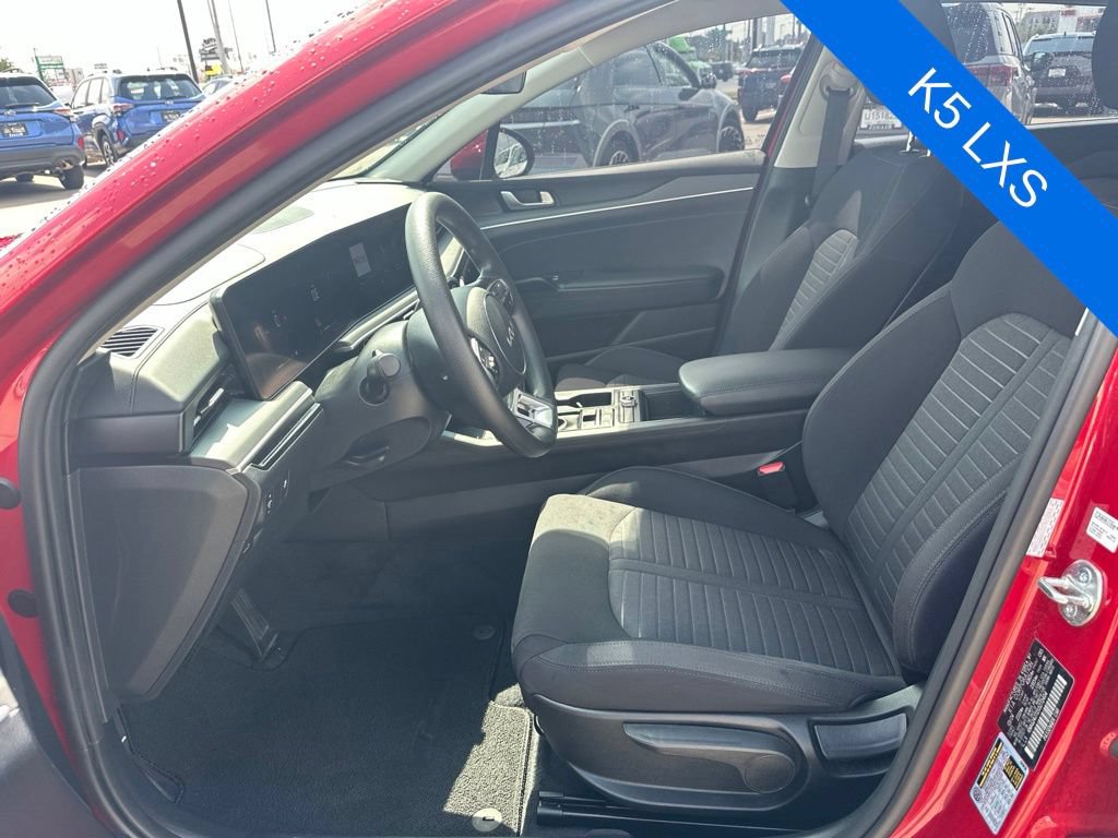 Used 2025 Kia K5 LXS FWD image 9
