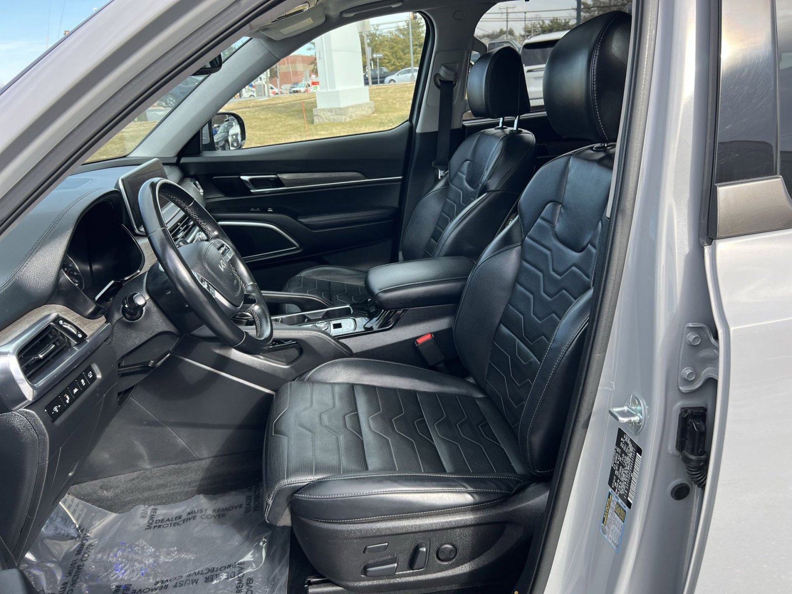 Used 2022 Kia Telluride SX w/ SX Prestige Package image 13