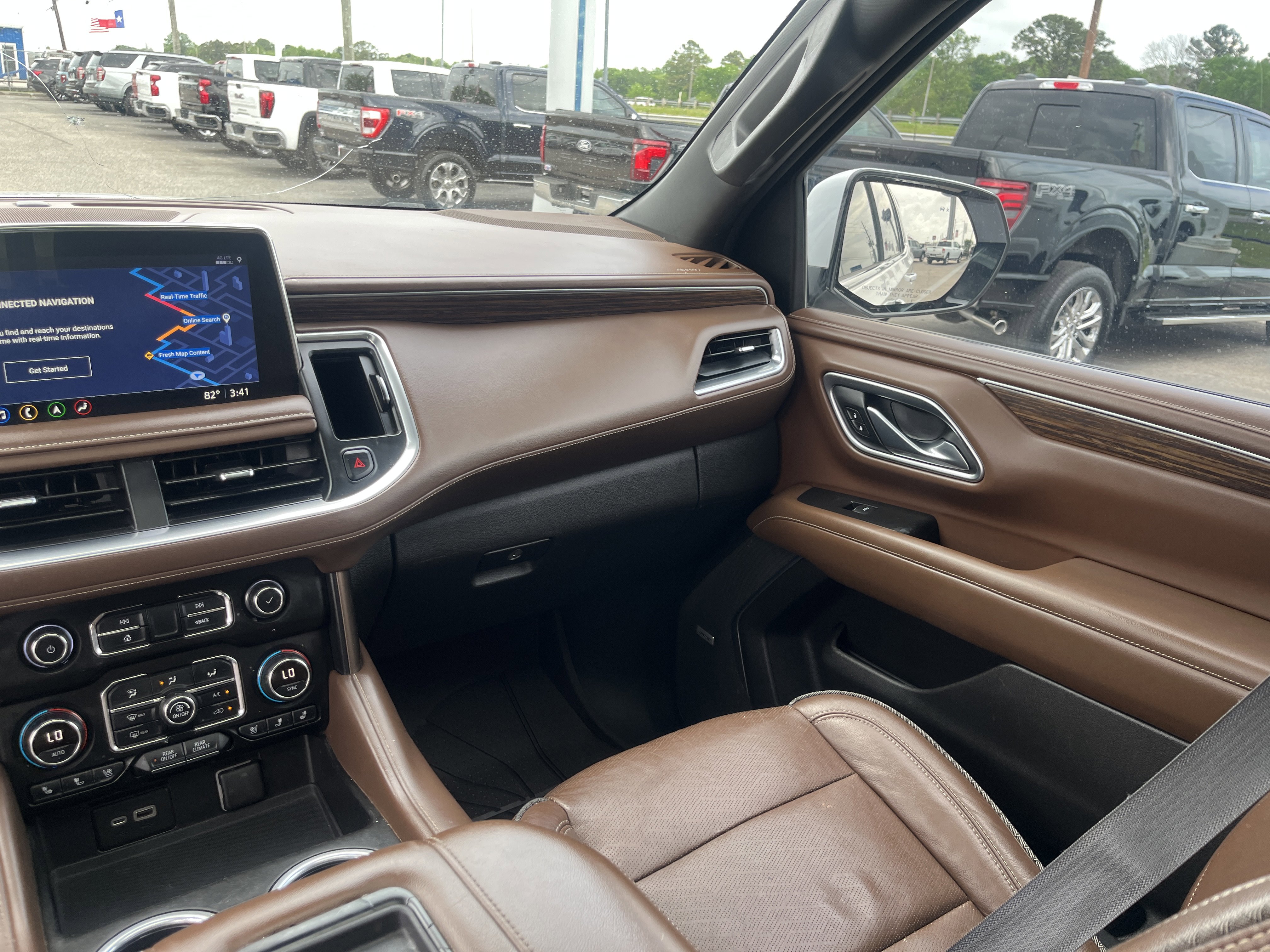 Used 2021 Chevrolet Tahoe High Country w/ Premium Package image 31