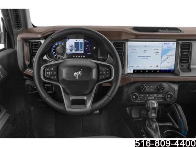 Used 2022 Ford Bronco Outer Banks w/ Sasquatch Package AWD/4WD image 8
