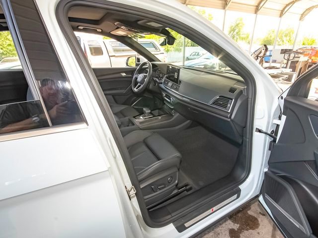 Certified 2024 Audi Q5 2.0T Premium Plus image 43