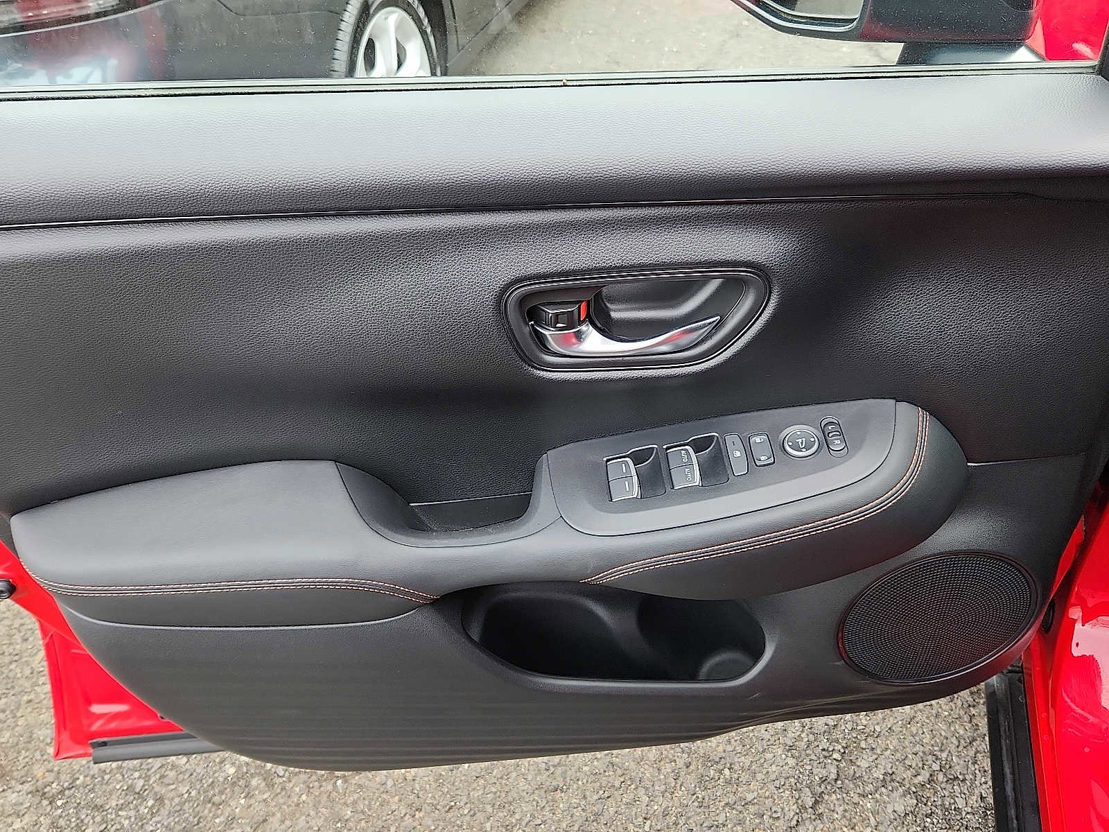 Certified 2024 Honda HR-V Sport image 12