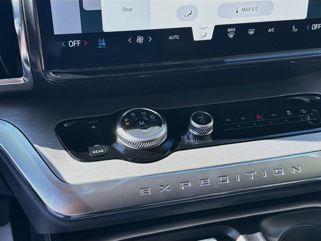 New 2027 Ford Expedition Platinum AWD/4WD image 19