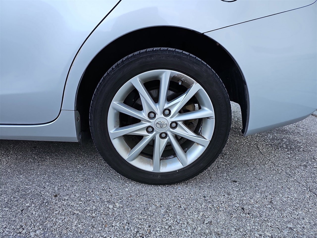 Used 2014 Toyota Prius V Two image 34