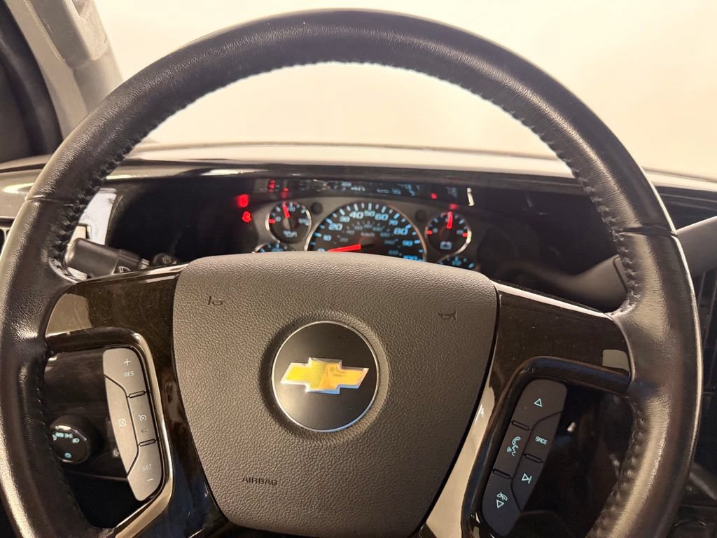 Used 2021 Chevrolet Express 2500 LS w/ Enhanced Convenience Package RWD image 38