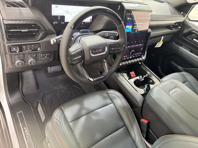 New 2026 GMC Yukon XL AT4 w/ AT4 Premium Plus Package AWD/4WD image 10