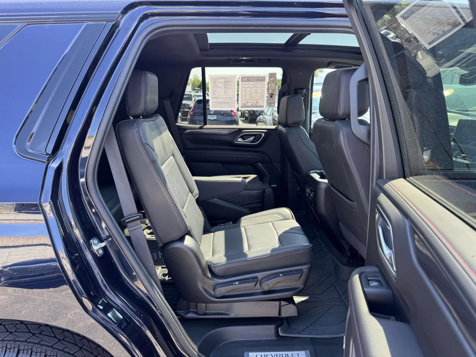 Used 2024 Chevrolet Tahoe RST w/ Luxury Package AWD/4WD image 15