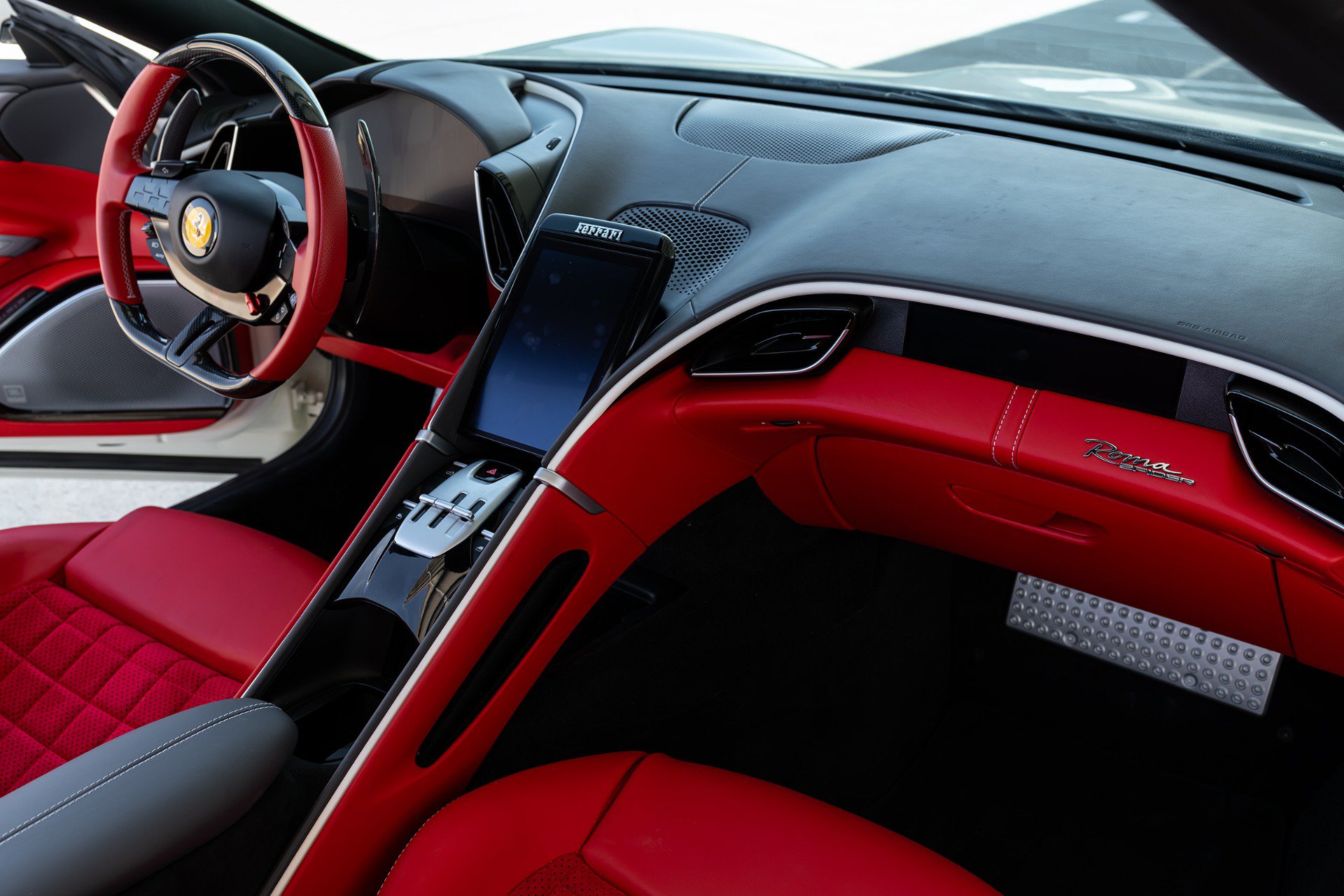 Used 2025 Ferrari Roma Spider RWD image 76