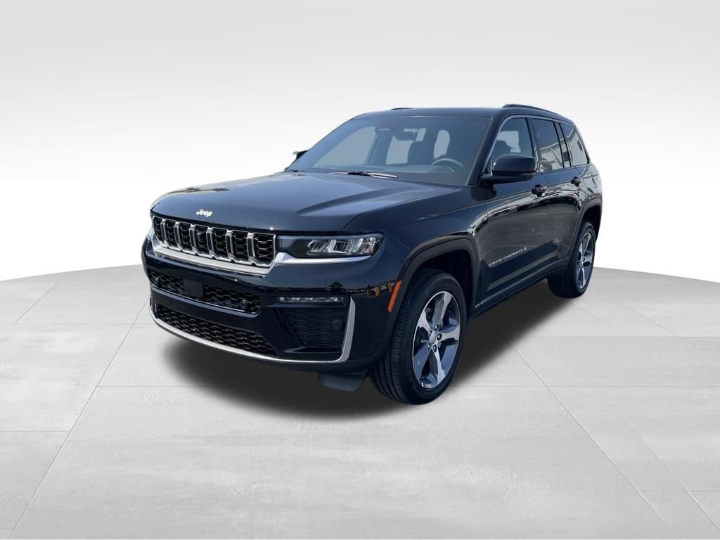 New 2026 Jeep Grand Cherokee Limited w/ Luxury Tech Group II RWD image 4