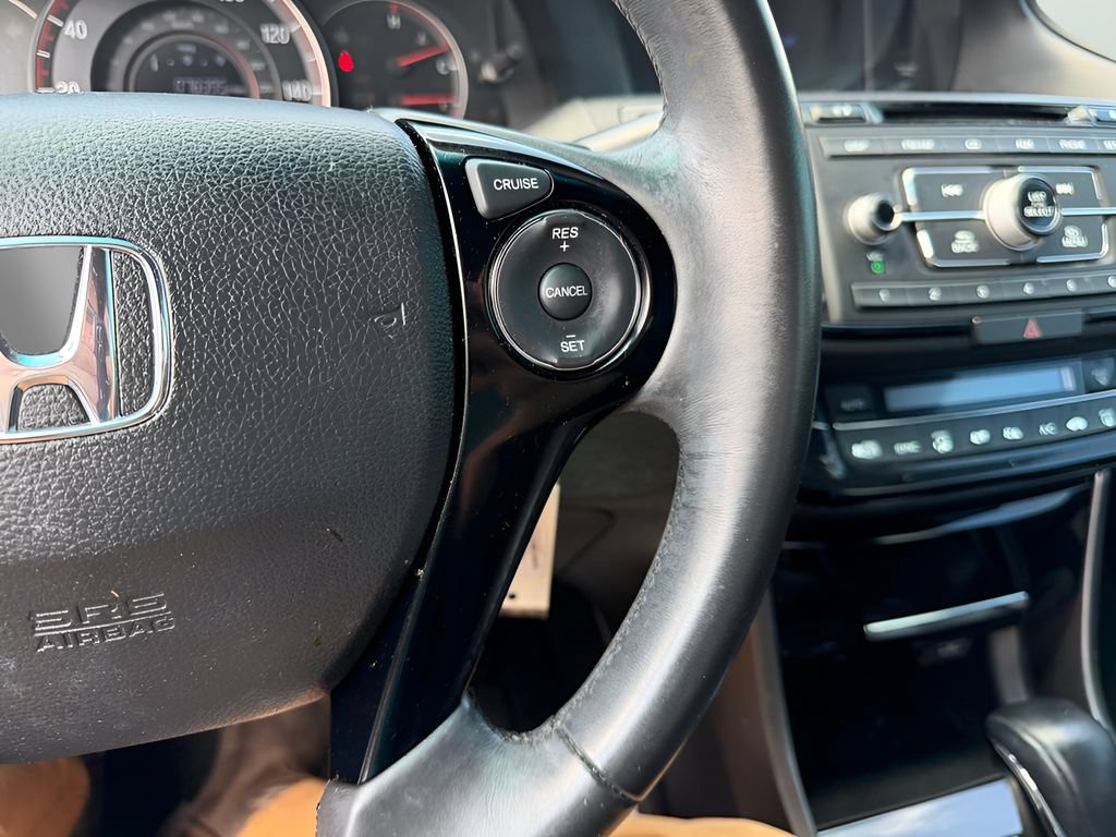 Used 2017 Honda Accord Sport image 22