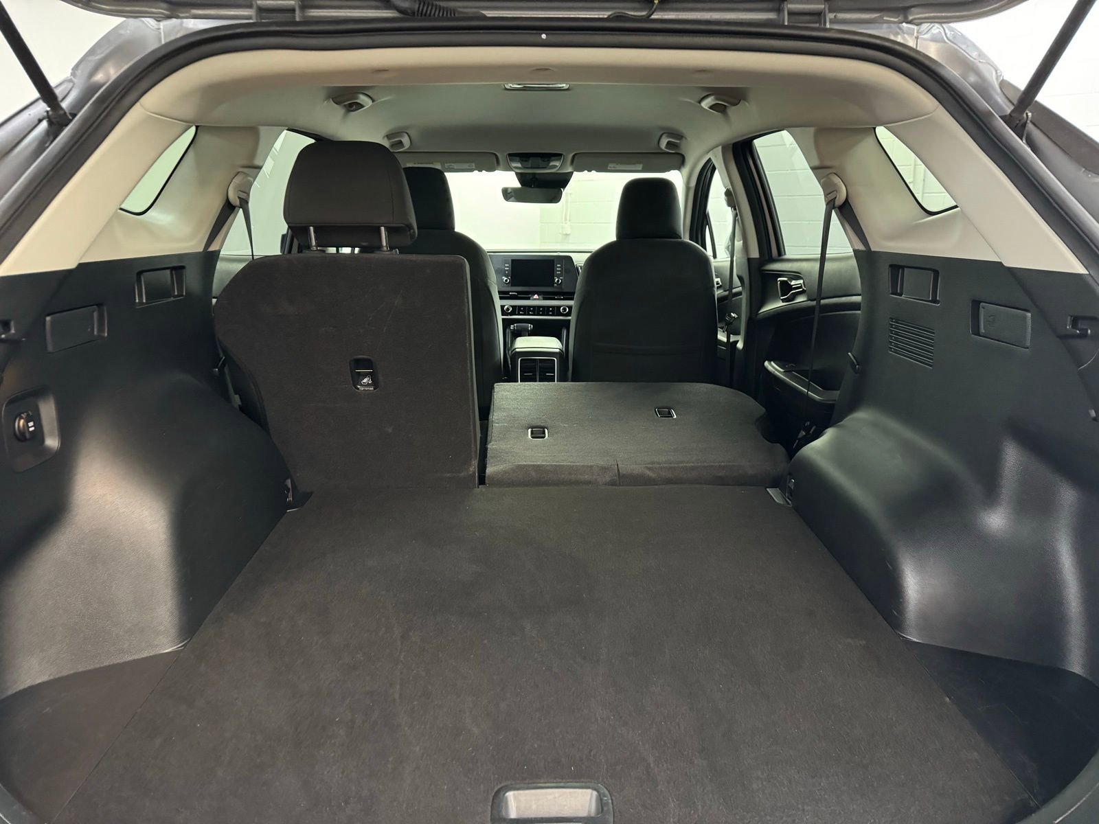 Used 2024 Kia Sportage LX image 29