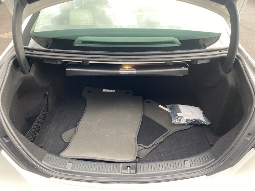 Used 2021 Mercedes-Benz E 350 4MATIC Sedan image 17