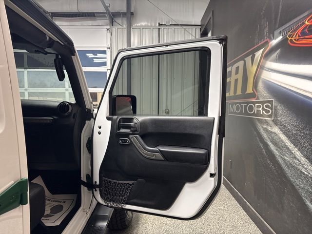 Used 2018 Jeep Wrangler Unlimited Sport S image 25