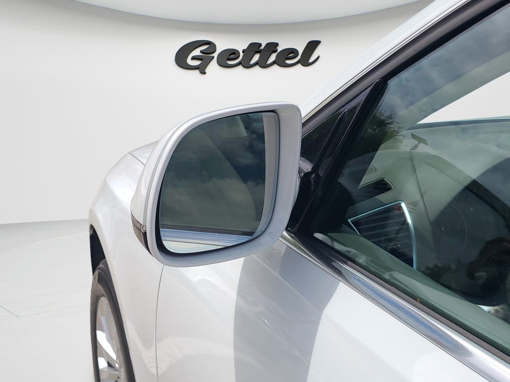 Used 2016 Audi Q5 2.0T Premium Plus w/ Technology Package image 34