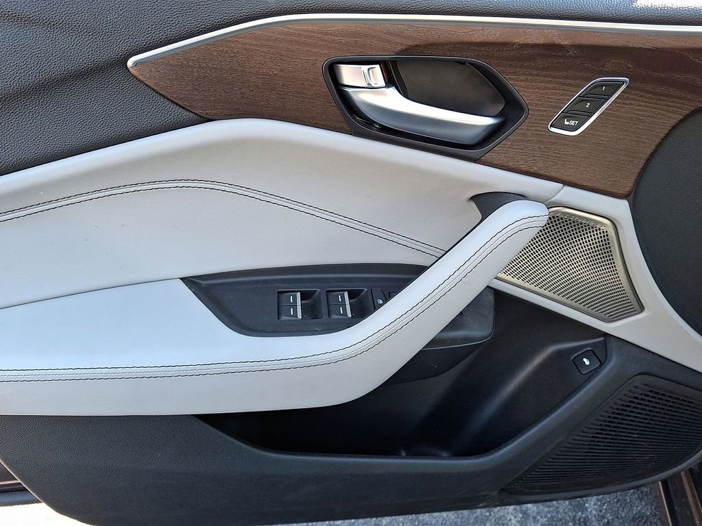 Used 2021 Acura TLX w/ Advance Package image 10