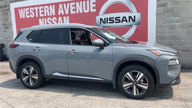 Used 2022 Nissan Rogue SL w/ SL Premium Package image 21