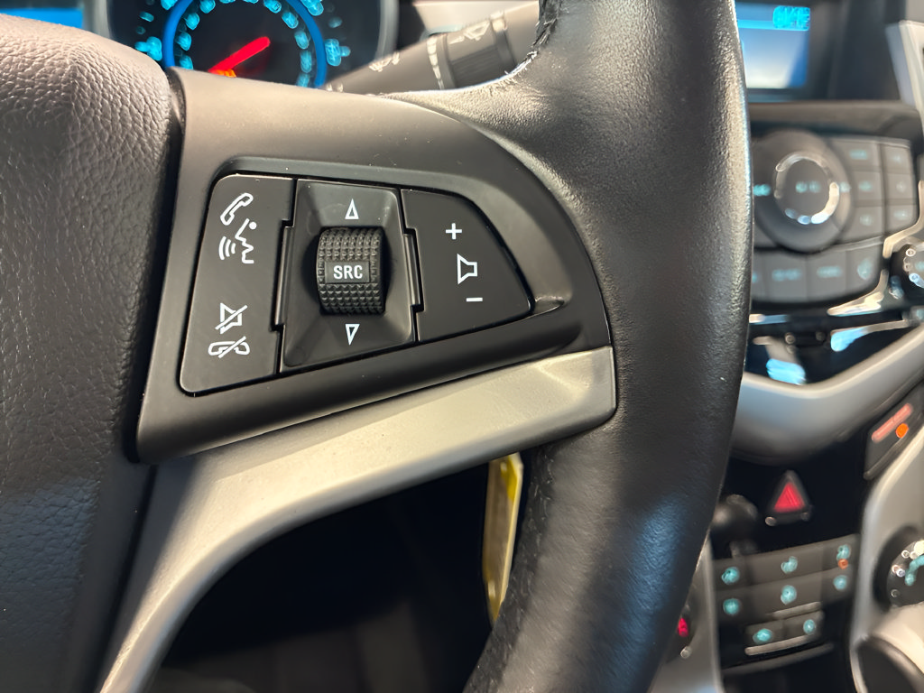 Used 2011 Chevrolet Cruze LT FWD image 22