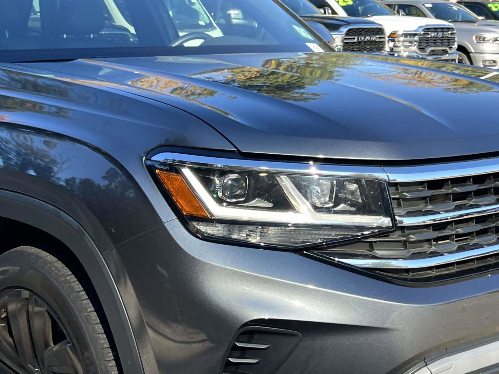 Used 2022 Volkswagen Atlas Cross Sport SE image 8