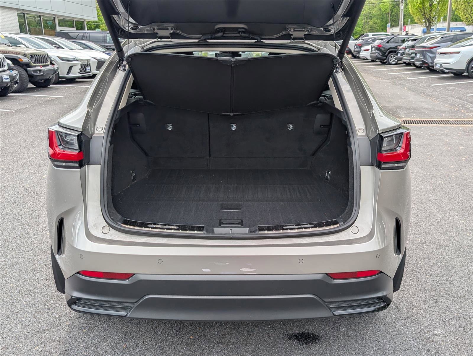 Used 2025 Lexus NX 350 AWD w/ Accessory Package (2T) image 13